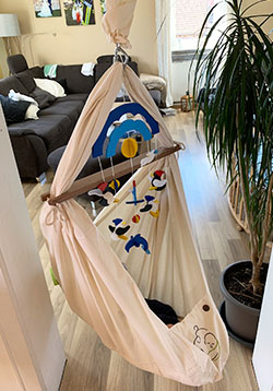Image: Laura Briehl, Hebamme